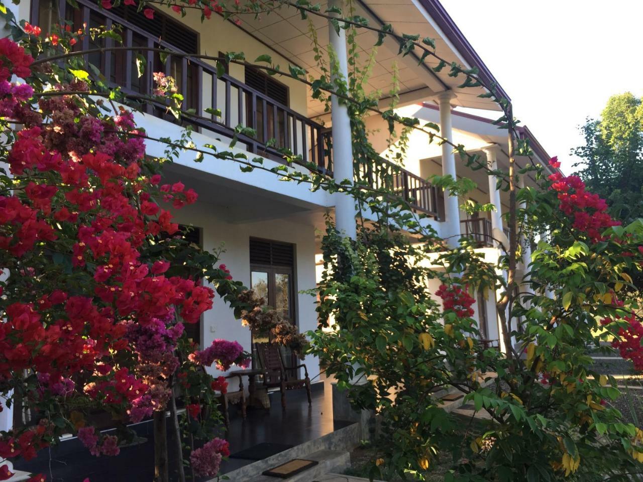 Hotel Goddess Garden Sigiriya Exterior foto