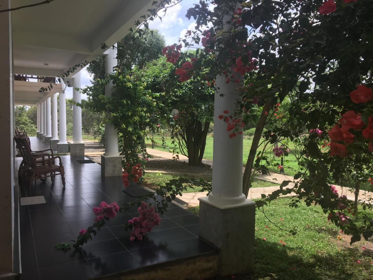 Hotel Goddess Garden Sigiriya Exterior foto