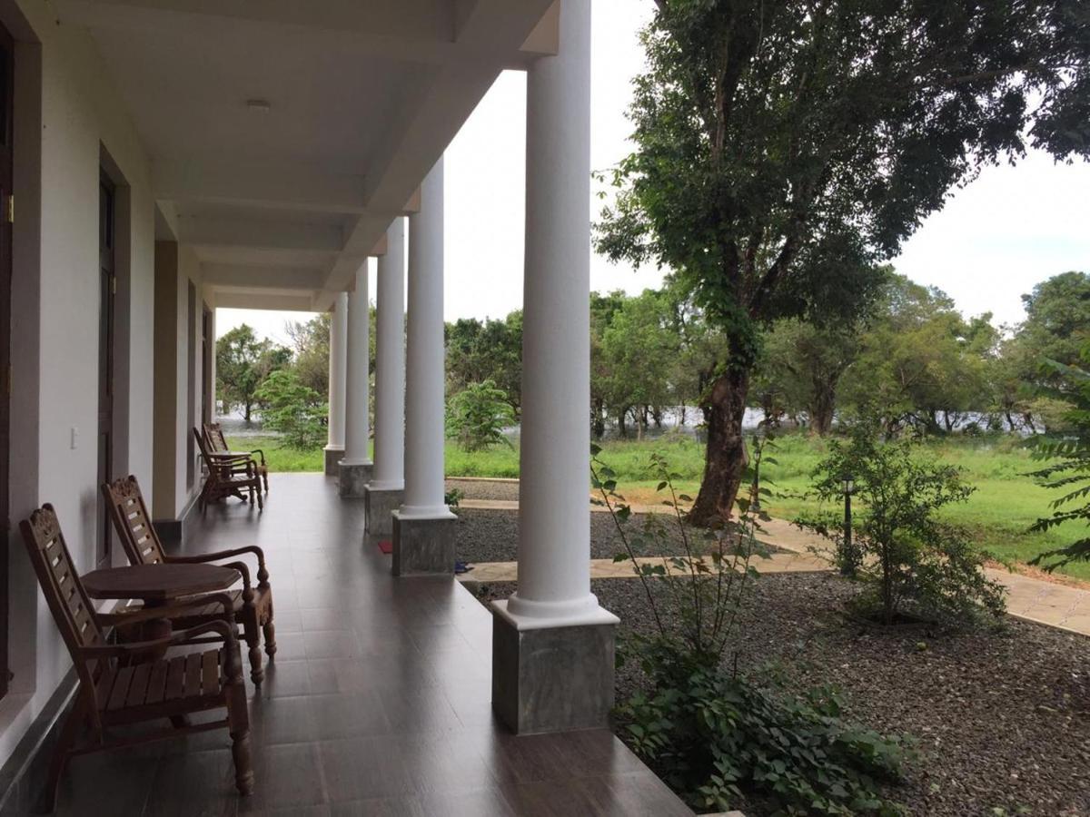 Hotel Goddess Garden Sigiriya Exterior foto